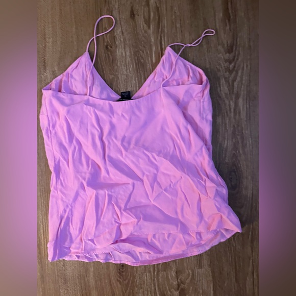 Bubble gum pink tank - Picture 3 of 3
